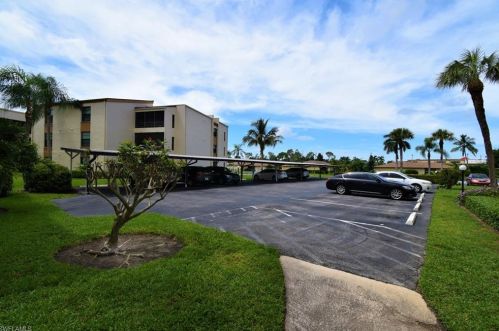 3625 Boca Ciega Dr, Naples FL 34112-6875 exterior