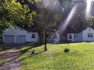 906 Chilhowee Dr, Knoxville, TN 37914-4203