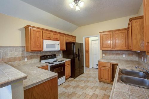 1716 Fred St, Greenville TX  75401-2374 exterior