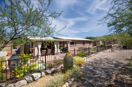 12560 Arbor Vista Blvd, Tucson AZ  85749-8694 exterior