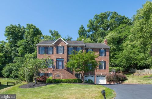 608 Beauregard Dr, Leesburg, VA 20175-5607
