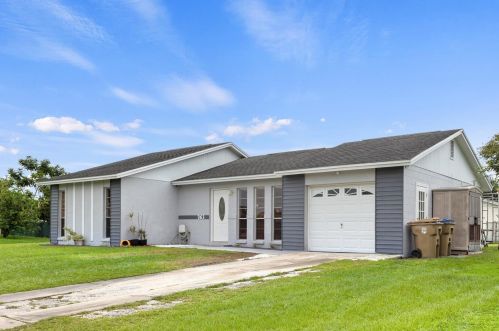 763 Royal Palm Dr, Kissimmee, FL 34743-9541