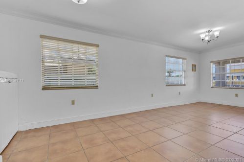 2259 5th Ave, Hialeah FL  33010-2104 exterior