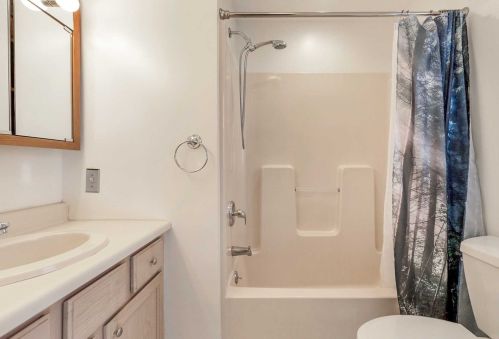 33 Gail Ln, Poughquag NY  12570-5034 exterior