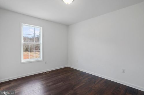 1198 Happy Ridge Dr, Front Royal VA  22630-5302 exterior