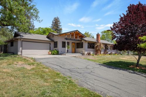 4338 Sonoma Mountain Rd, Santa Rosa, CA 95404-9507