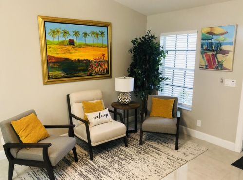 233 5th Ave, Delray Beach, FL 33444-2738