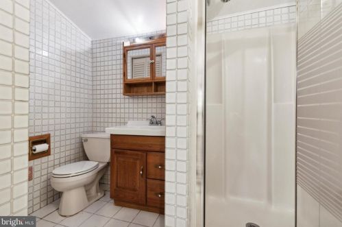 127 Bellevue Ave, Langhorne PA 19047-5264 exterior