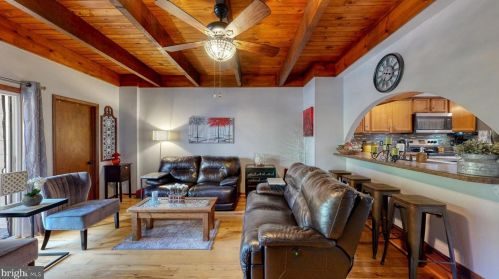 6 Chatham Ct, Dover DE  19901-3909 exterior