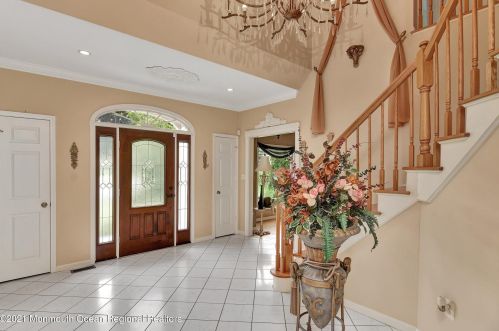 8 Rillstone Ct, East Freehold NJ  07728-8574 exterior