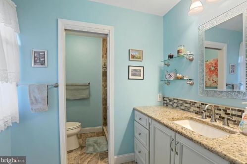 343 Richard Rd, Yardley PA  19067-1969 exterior