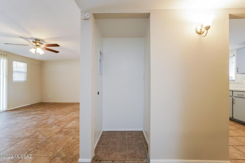 3341 Elson Ave, Tucson AZ  85730-2206 exterior