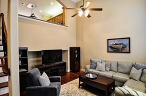 5745 Lois Ln, Plano TX  75024-5840 exterior
