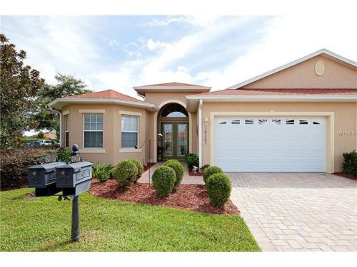 10207 Mainsail Dr, Oxford, FL 34484-3787
