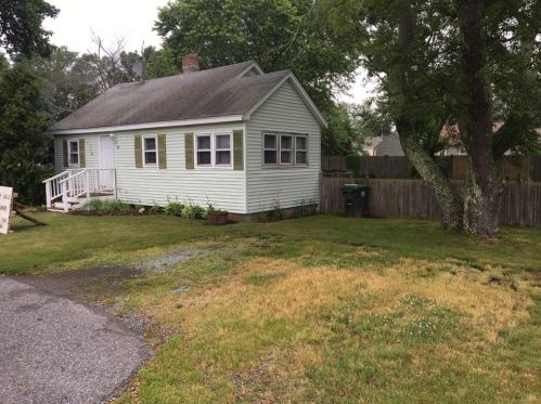 104 Allan St, Marshfield, MA 02050-5104