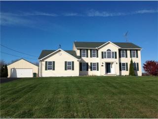 14711 Cenfield St, Alliance, OH 44601-9418
