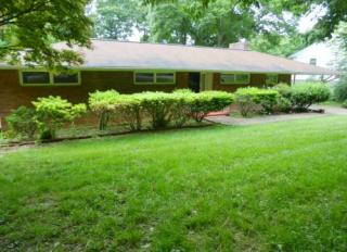 3837 Skyland Dr, Kingsport, TN 37664-3940