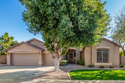 6904 Josac St, Glendale, AZ 85308-8001
