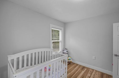 1736 Elmwood Ave, Warwick RI  02888-1104 exterior