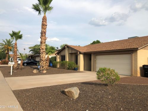 3601 Angela Dr, Glendale, AZ 85308-3214