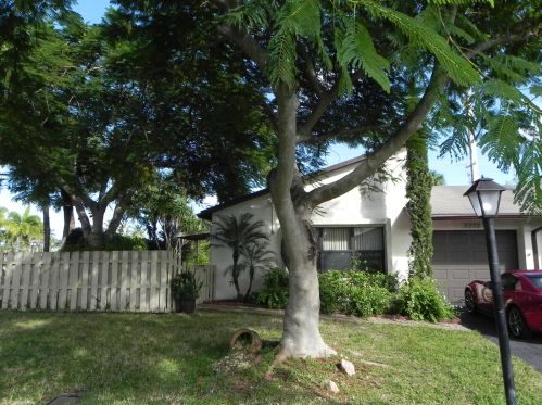 5032 Minto Rd, Boynton Beach, FL 33472-1202