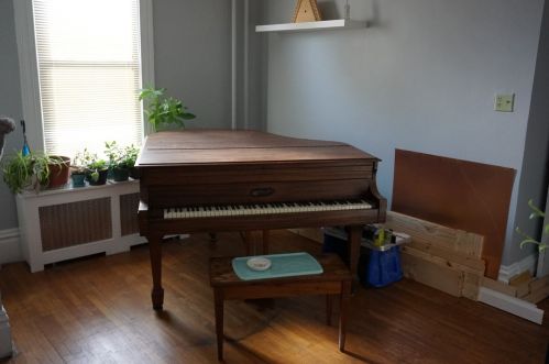 507 Cedar Ave, Connellsville PA  15425-4528 exterior