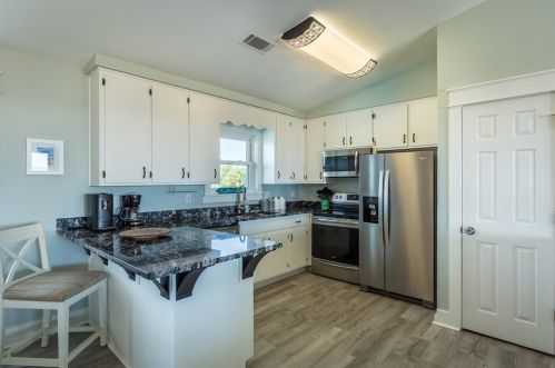 433 Gorrie Dr, Saint George Island FL  32328-3012 exterior