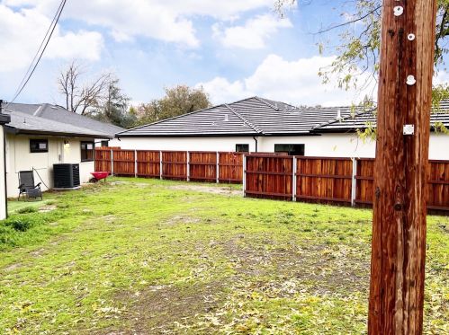 8650 Central Ave, Citrus Heights CA  95662-3939 exterior
