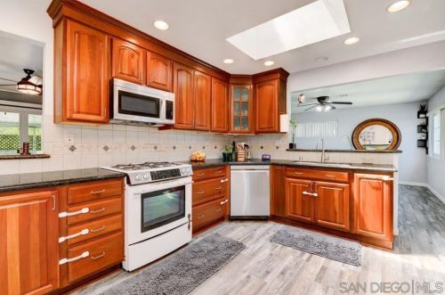 925 Finch St, El Cajon CA  92020-1428 exterior