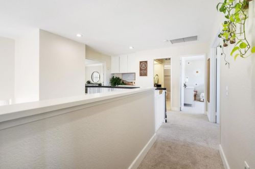 1938 White Birch Dr, Vista CA  92081-7316 exterior