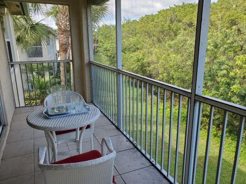 1555 Prestwick Ln, Fort Pierce, FL 34952-6028