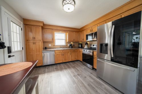 112 Forest St, Hartford CT  06118-2312 exterior