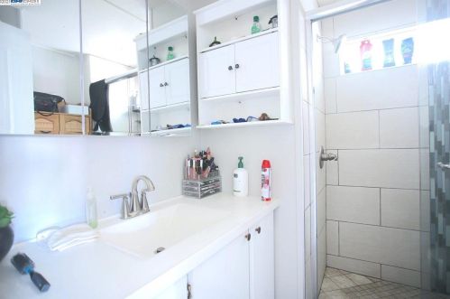 28819 Pluto St, Hayward CA  94544-5929 exterior