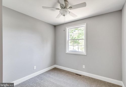 25 Coleman Rd, Berlin Boro NJ  08009-1548 exterior