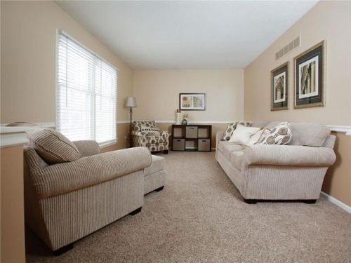 6119 Hadley St, Shawnee Mission KS  66202-3760 exterior