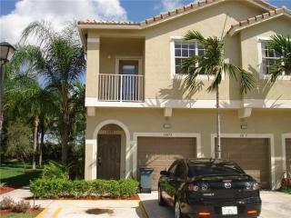 13175 42nd St, Hollywood FL  33027-3108 exterior