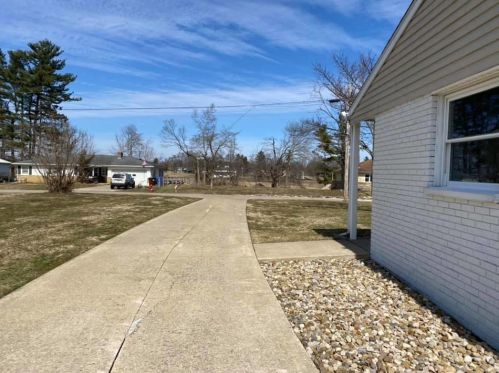 34 Dixie Dr, Mount Vernon OH  43050-4703 exterior