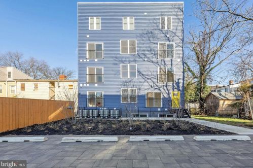 1621 T St, Washington DC  20020-4741 exterior