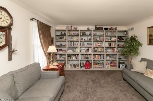 10 Doral Blvd, Washington NJ  07882-1553 exterior