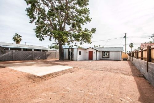7931 6th Ave, Mesa, AZ 85208-1311