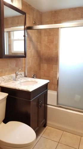 7450 Southeastern Ave, Hammond IN  46324-2925 exterior