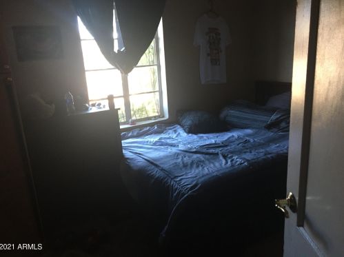 338 17th Dr, Phoenix, AZ 85007-2424