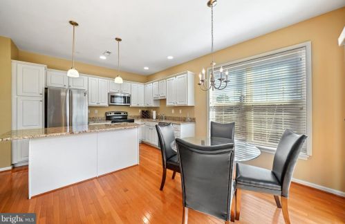 332 Jefferson Ave, Downingtown PA 19335-2701 exterior