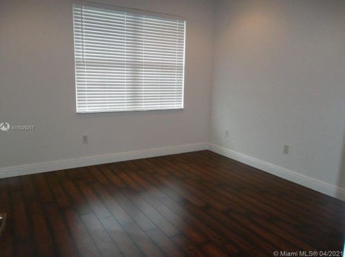 208 Lake Monterey Cir, Boynton Beach FL  33426-8442 exterior