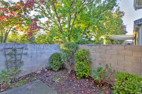 664 Diamond Glen Cir, Folsom CA  95630-3168 exterior