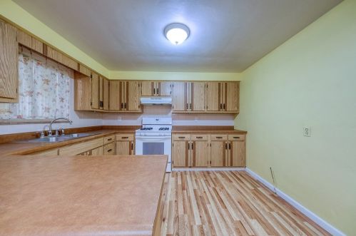 178 Marigold St, Whitaker PA  15120-2277 exterior