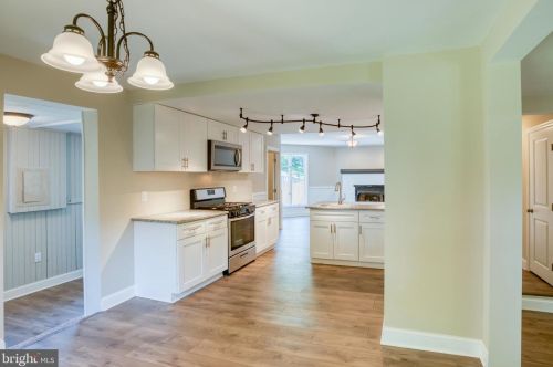 746 Carter Ave, West Deptford NJ  08096-1468 exterior