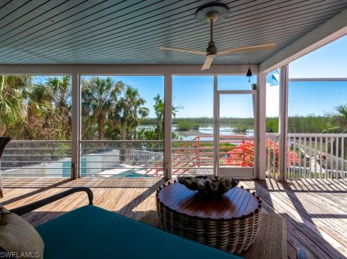 5721 Sanibel Captiva Rd, Sanibel FL  33957-2309 exterior