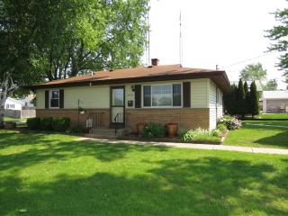 4707 63rd St, Kenosha, WI 53142-1311