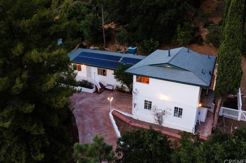 3314 Old Topanga Canyon Rd, Topanga, CA 90290-4128